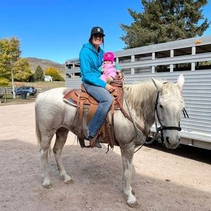 Meet your Posher, Lindsey